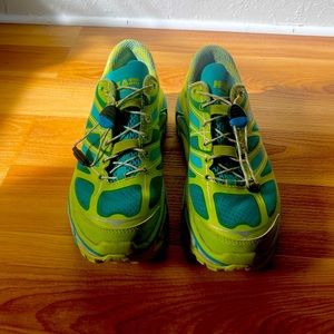 Women’s HOKA One One running shoes